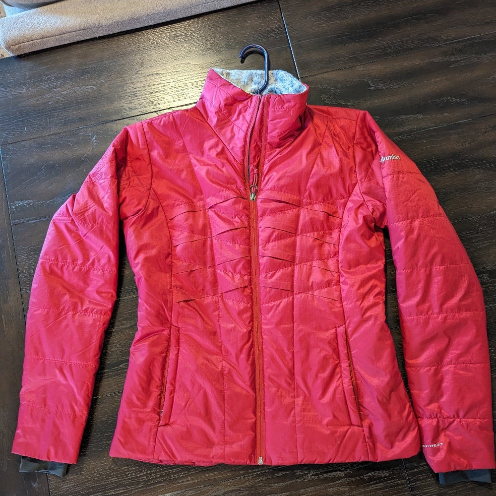 Columbia Omni-heat Coat, Women's size medium, raspberry color
